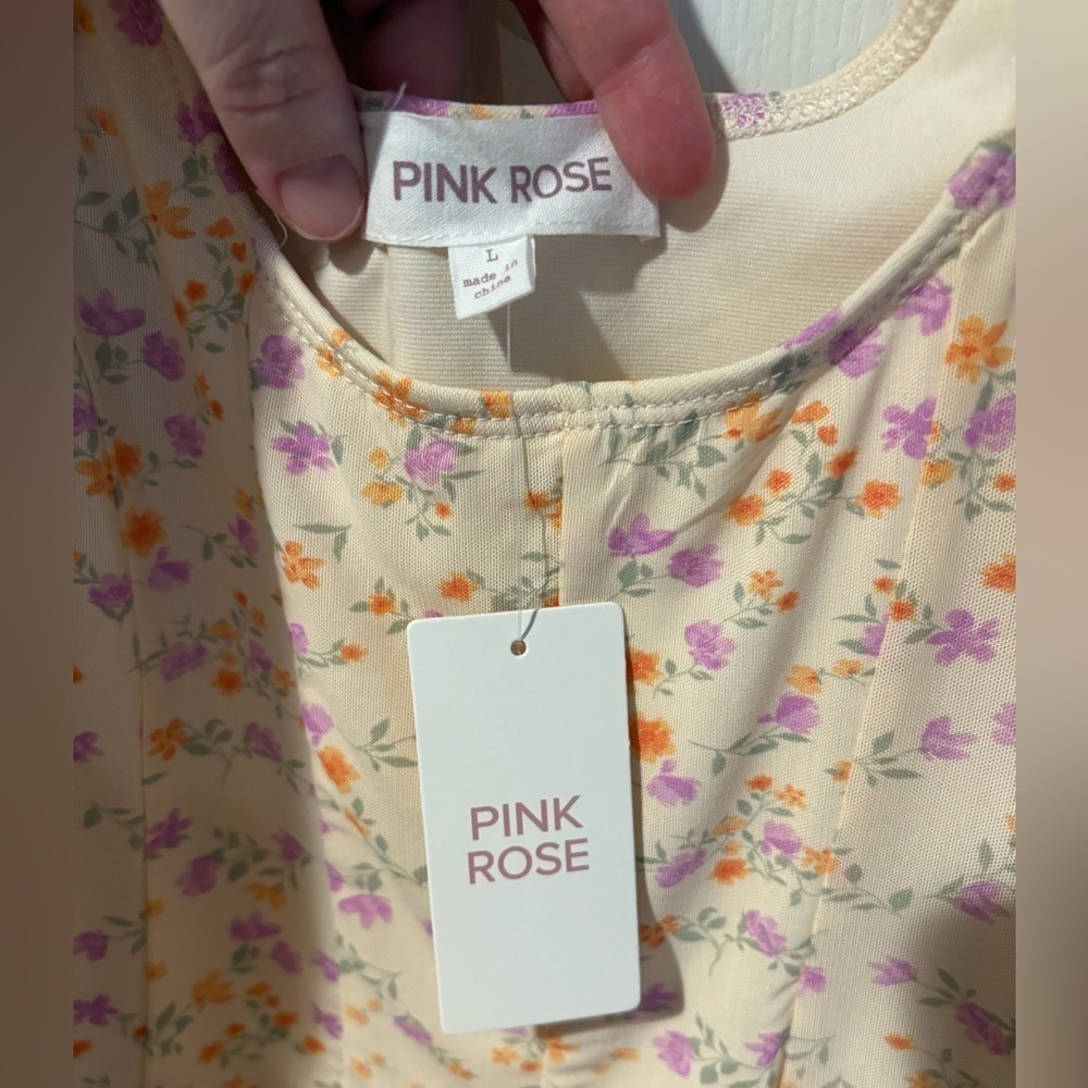 Pink rose crop top NWT size Large. - Picture 3 of 6
